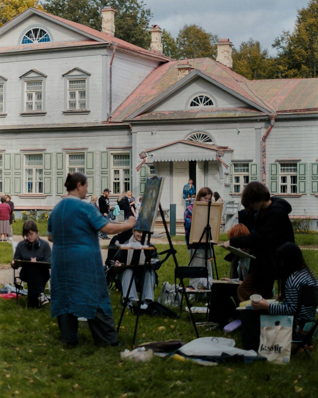 seniors in autumn workshop